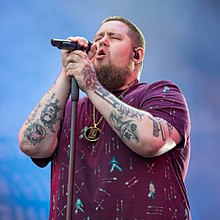 How tall is Rag'n'Bone Man?